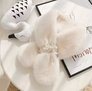 Luxe Pearl Plush Scarf