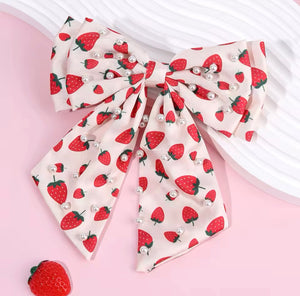 Berry Pearl Bow Hair Clip