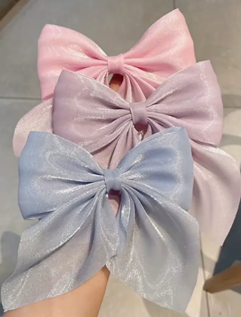 Shimmering Bow Hair Clip
