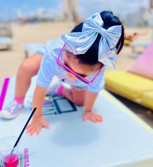 Glitz & Glam Bow Hair Clip
