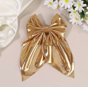 Glitz & Glam Bow Hair Clip