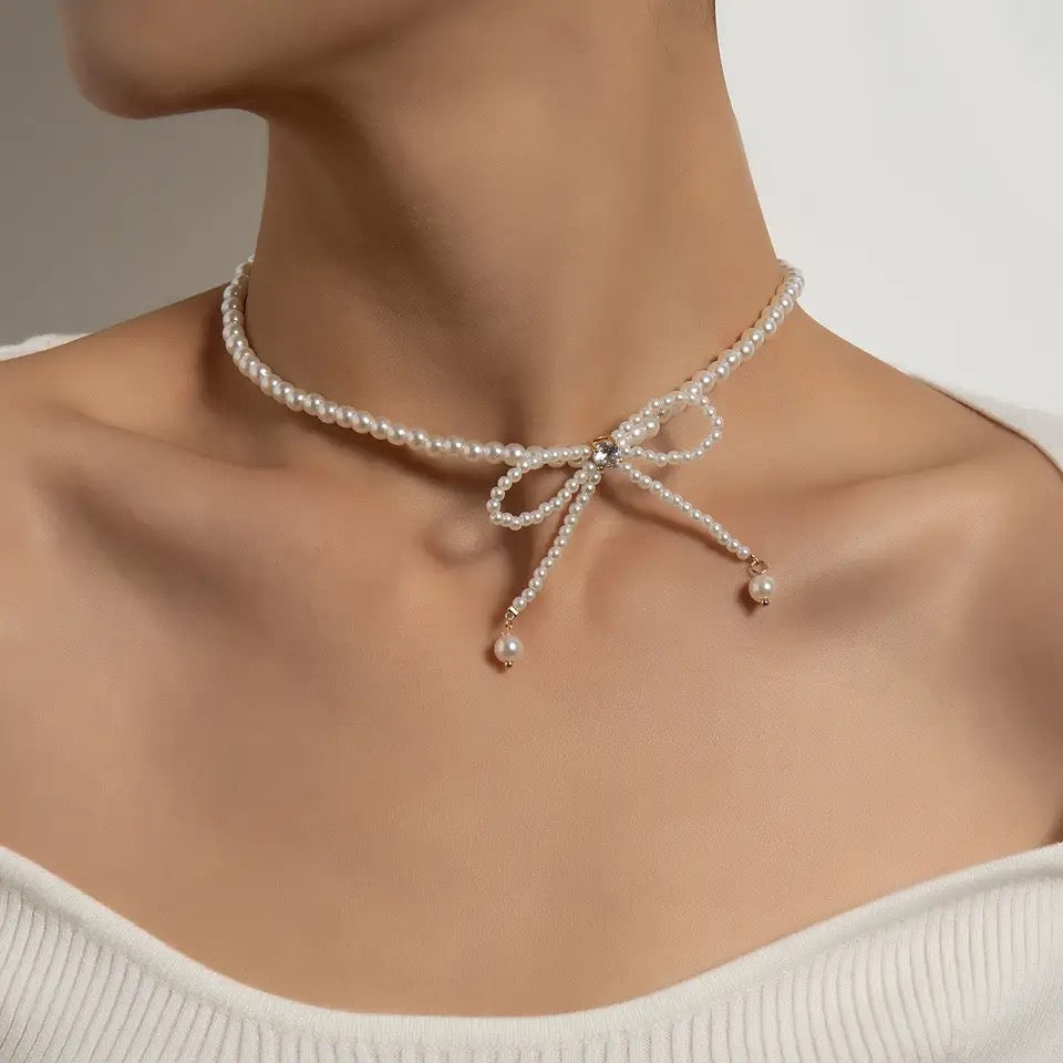 Sweetheart Pearl Choker