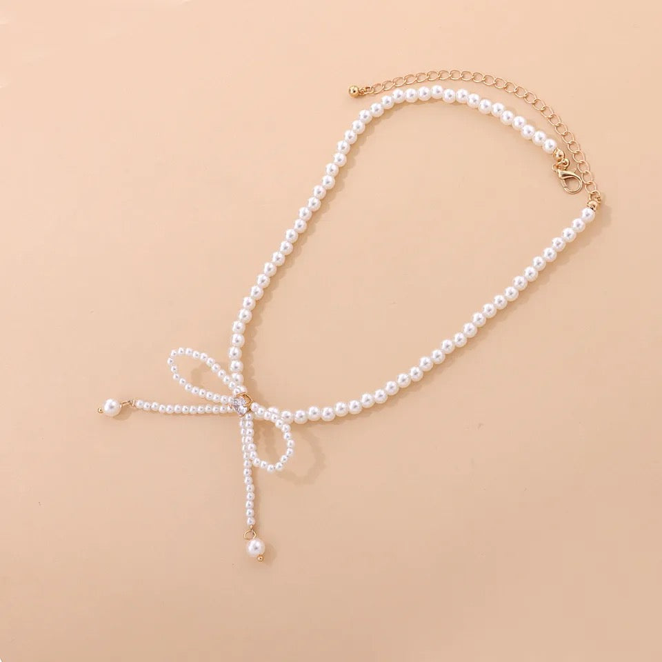 Sweetheart Pearl Choker
