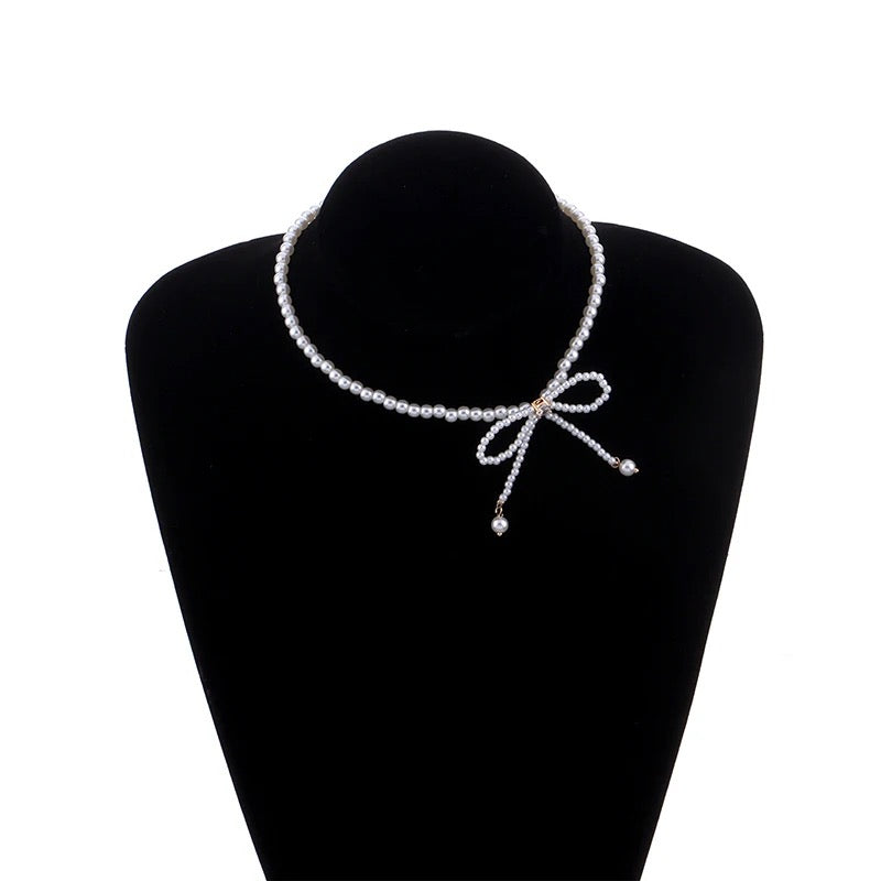 Sweetheart Pearl Choker