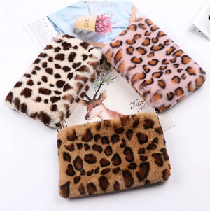 Plush spotted Print Bag